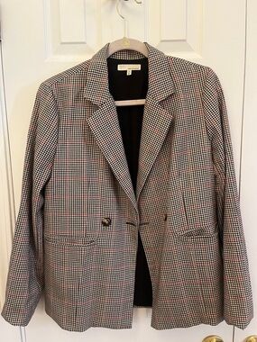 Pleated Checkered Blazer
